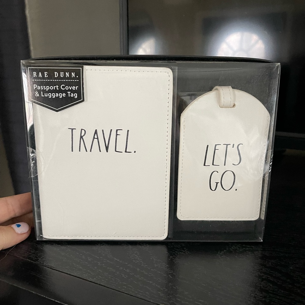 Rae Dunn travel set